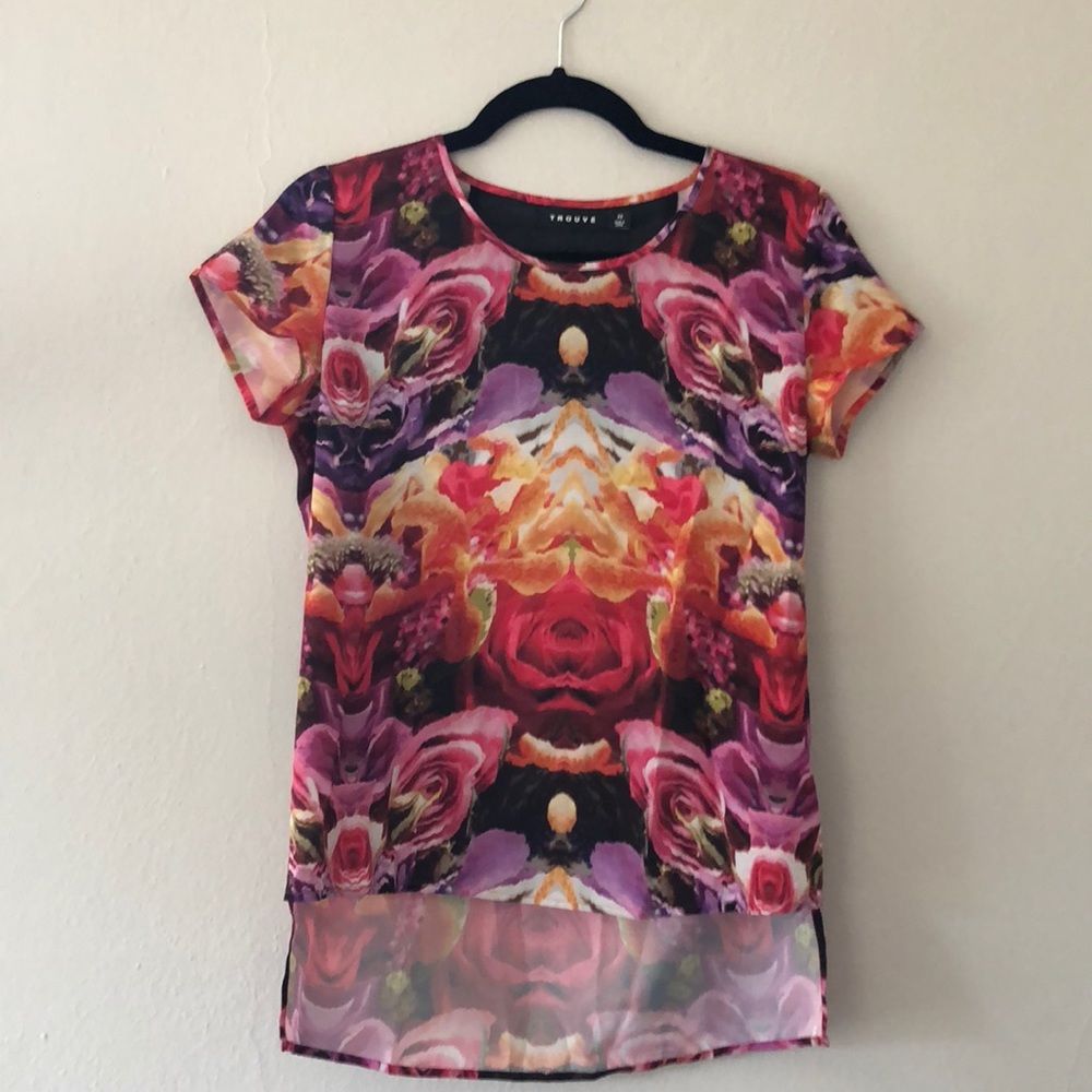 Printed floral shirt